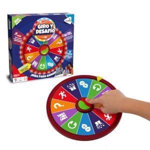 Famogames - Giro e Desafio, Um Jogo de Tabuleiro Familiar com mais de 300 Desafios, Gire a Roda e Comece a se Divertir, Orientado por um Game Master com 4 Categorias de Cartas, Versão Espanhol, Famosa (WHE01000)